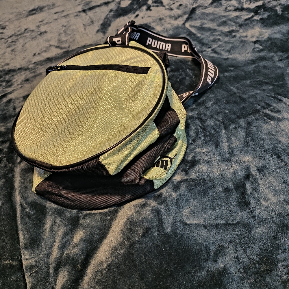 Puma Bright Green/Yellow Jolt Duffel Bag - Picture 7 of 7